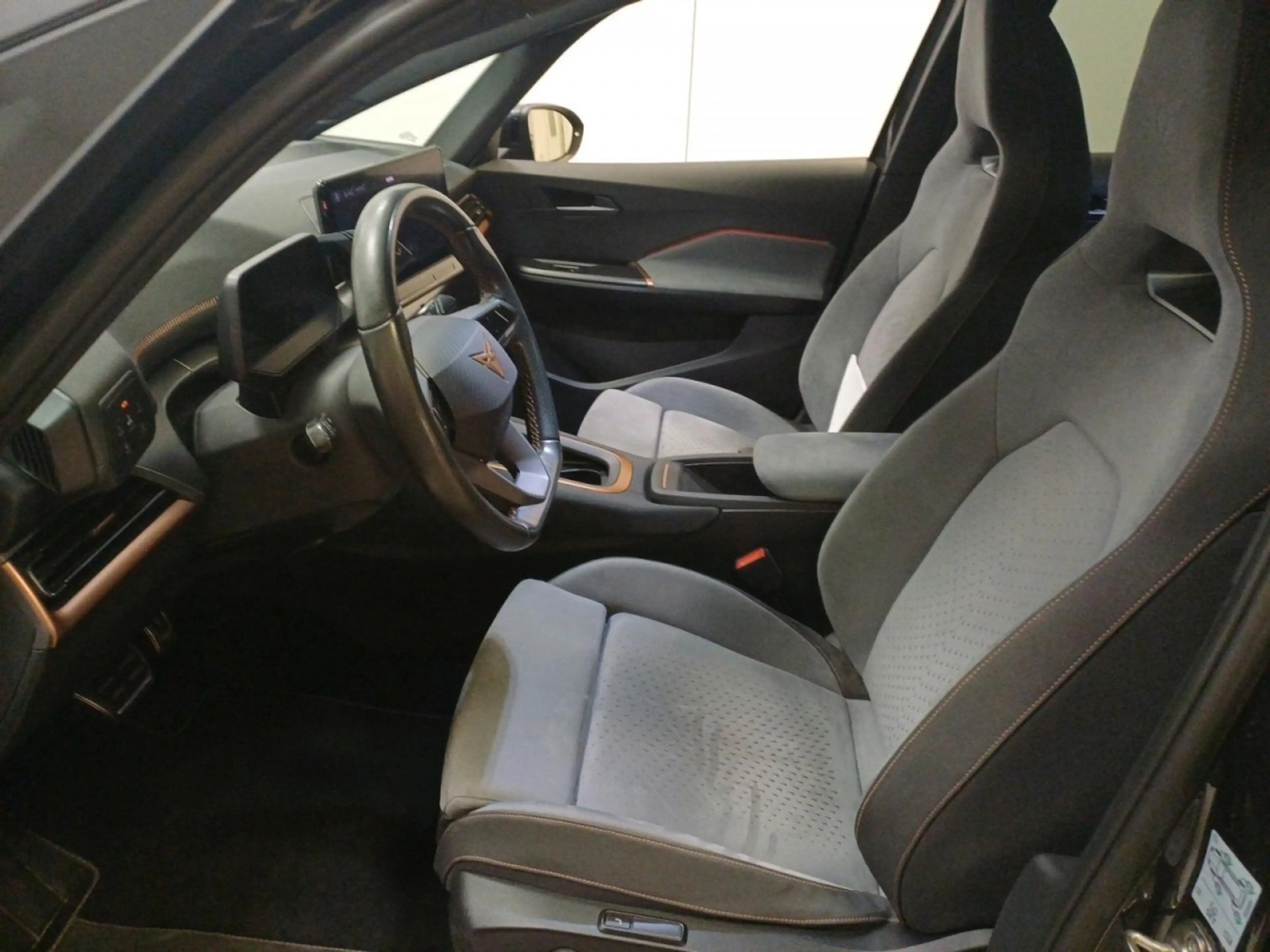 CUPRA Born electric 150kW+KESSY+ACC+360 KAMERA+PANO+HD Klima — photo 8