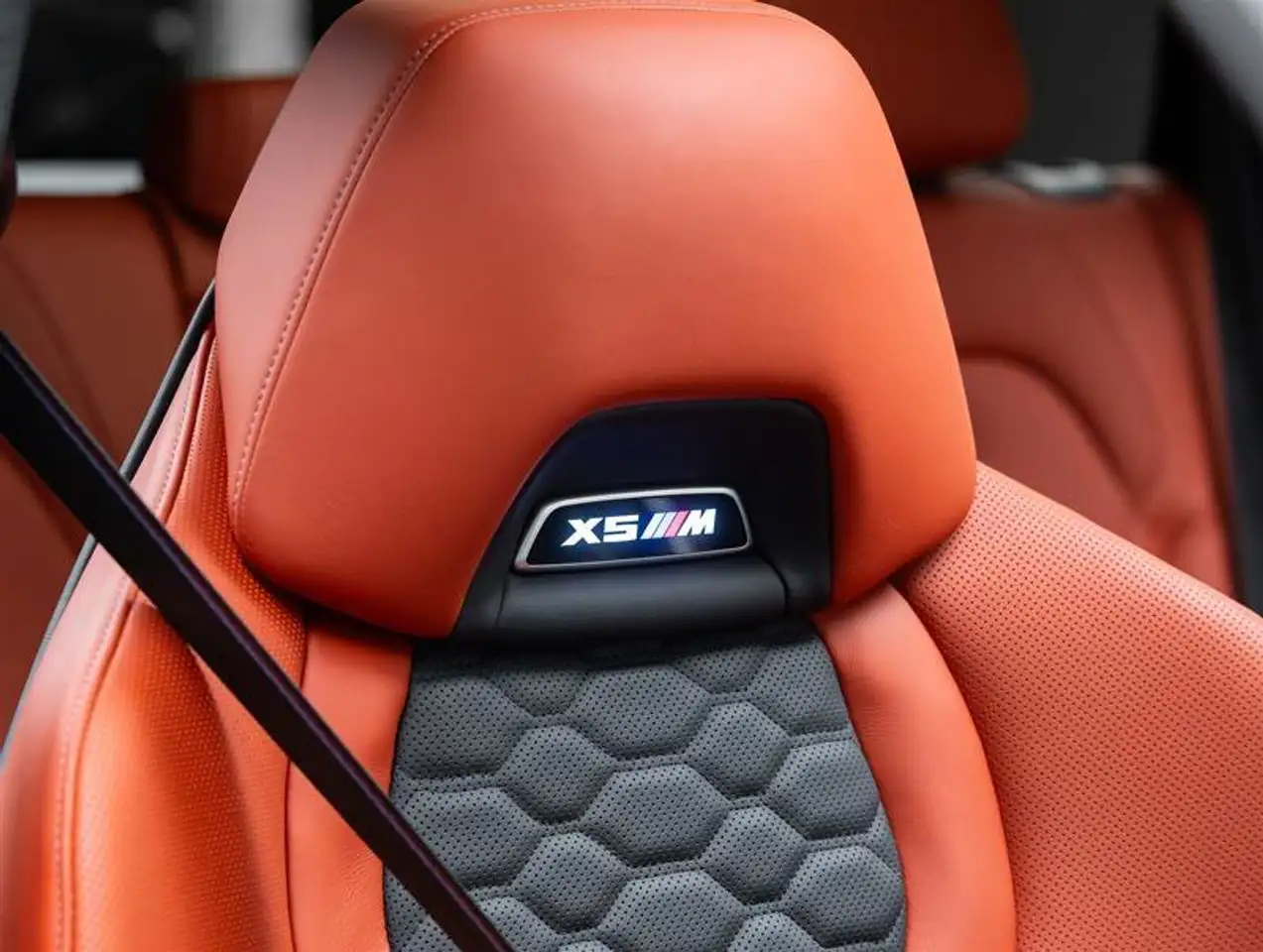 BMW X5 M снимка BMW X5 M