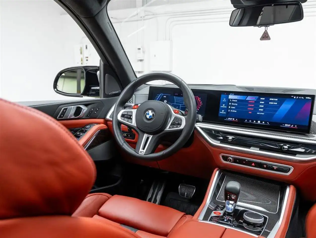 BMW X5 M снимка BMW X5 M