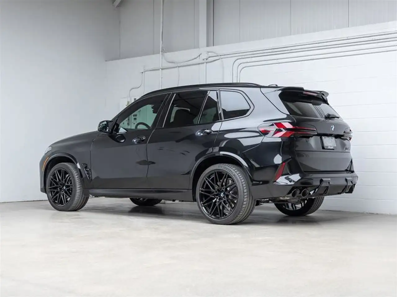 BMW X5 M снимка BMW X5 M