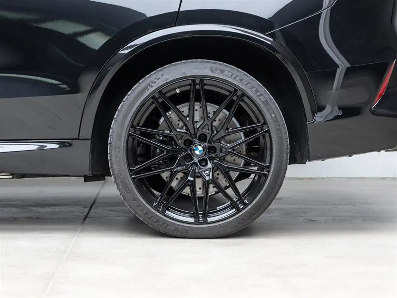 BMW X5 M снимка BMW X5 M