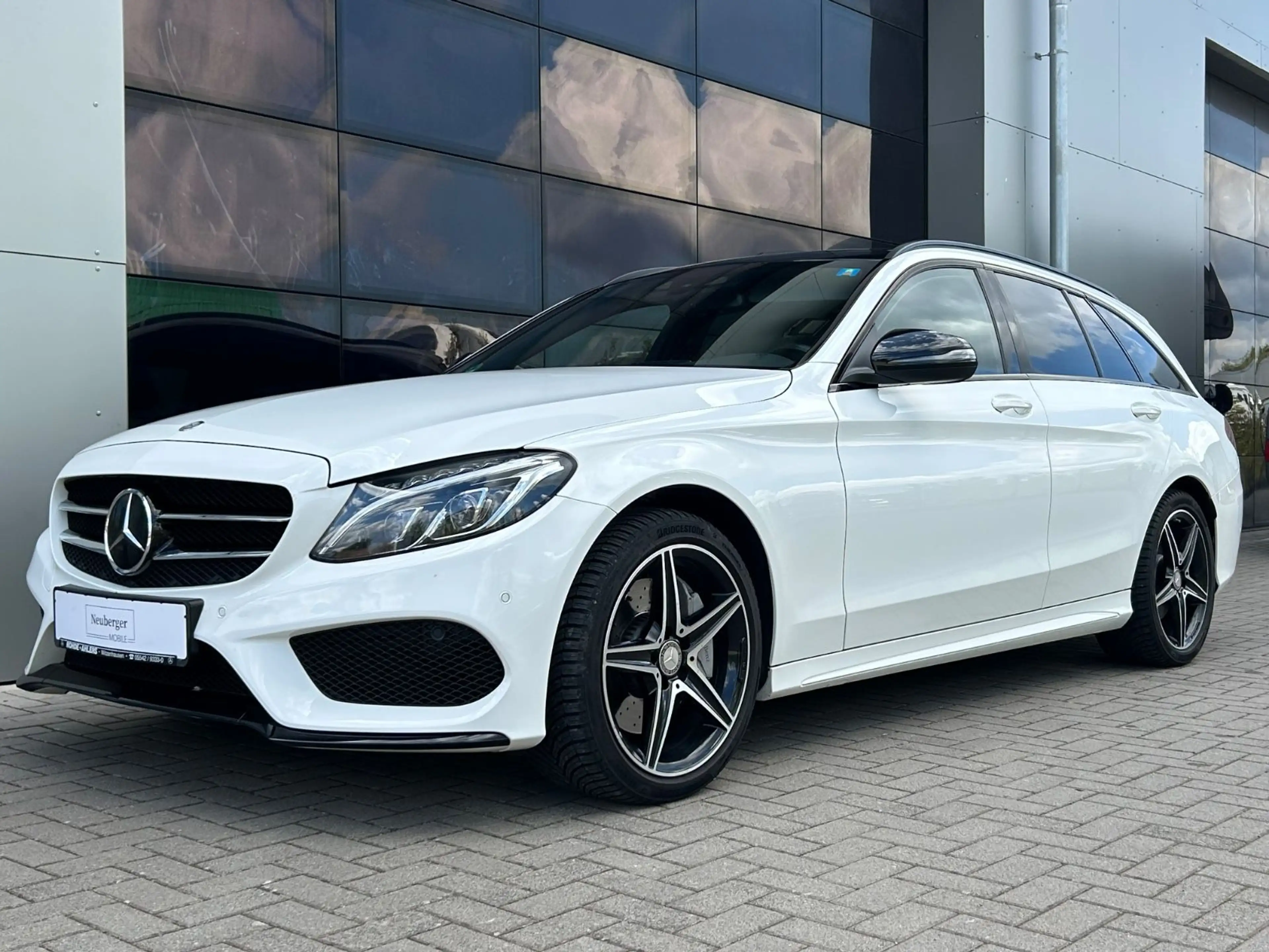 Mercedes-Benz C 250 T-Modell AMG|Pano|AHK|Carbon|Rückfahrkam