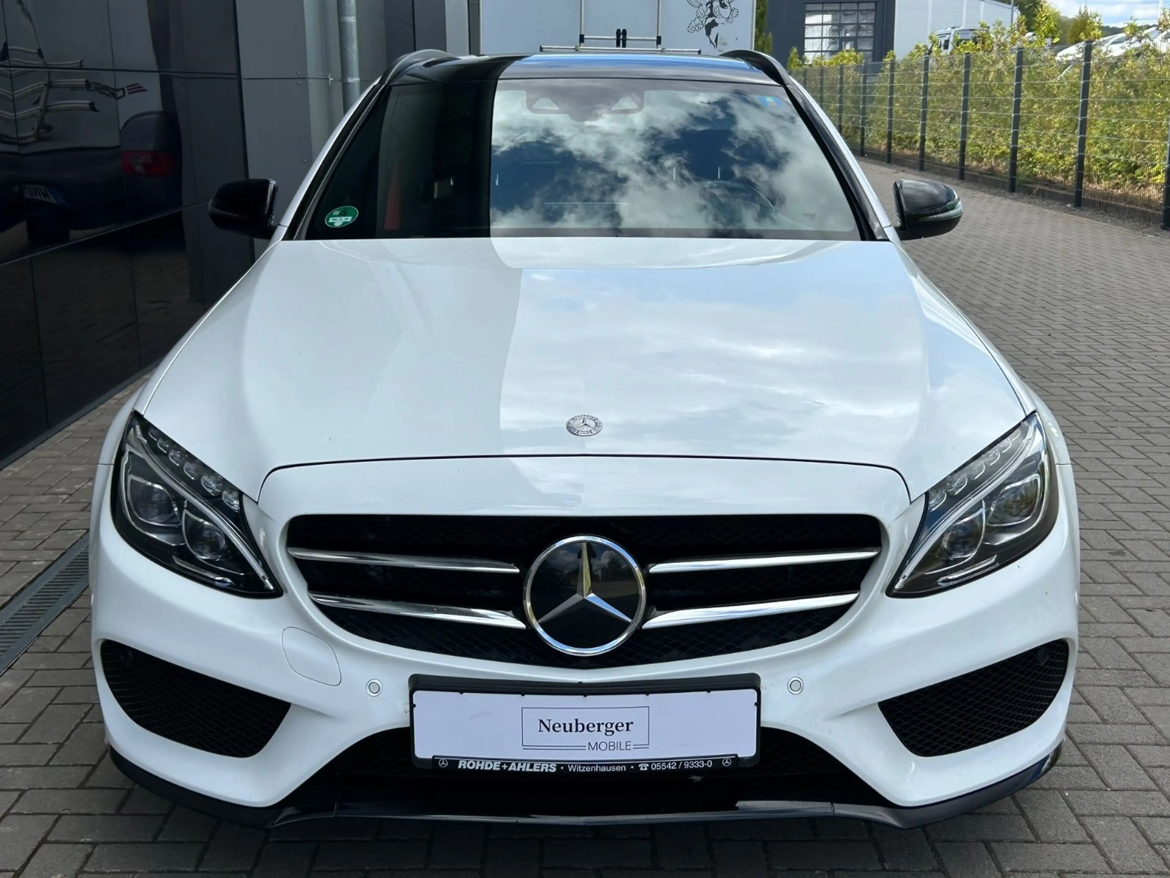 Mercedes-Benz C 250 T-Modell AMG|Pano|AHK|Carbon|Rückfahrkam — photo 8