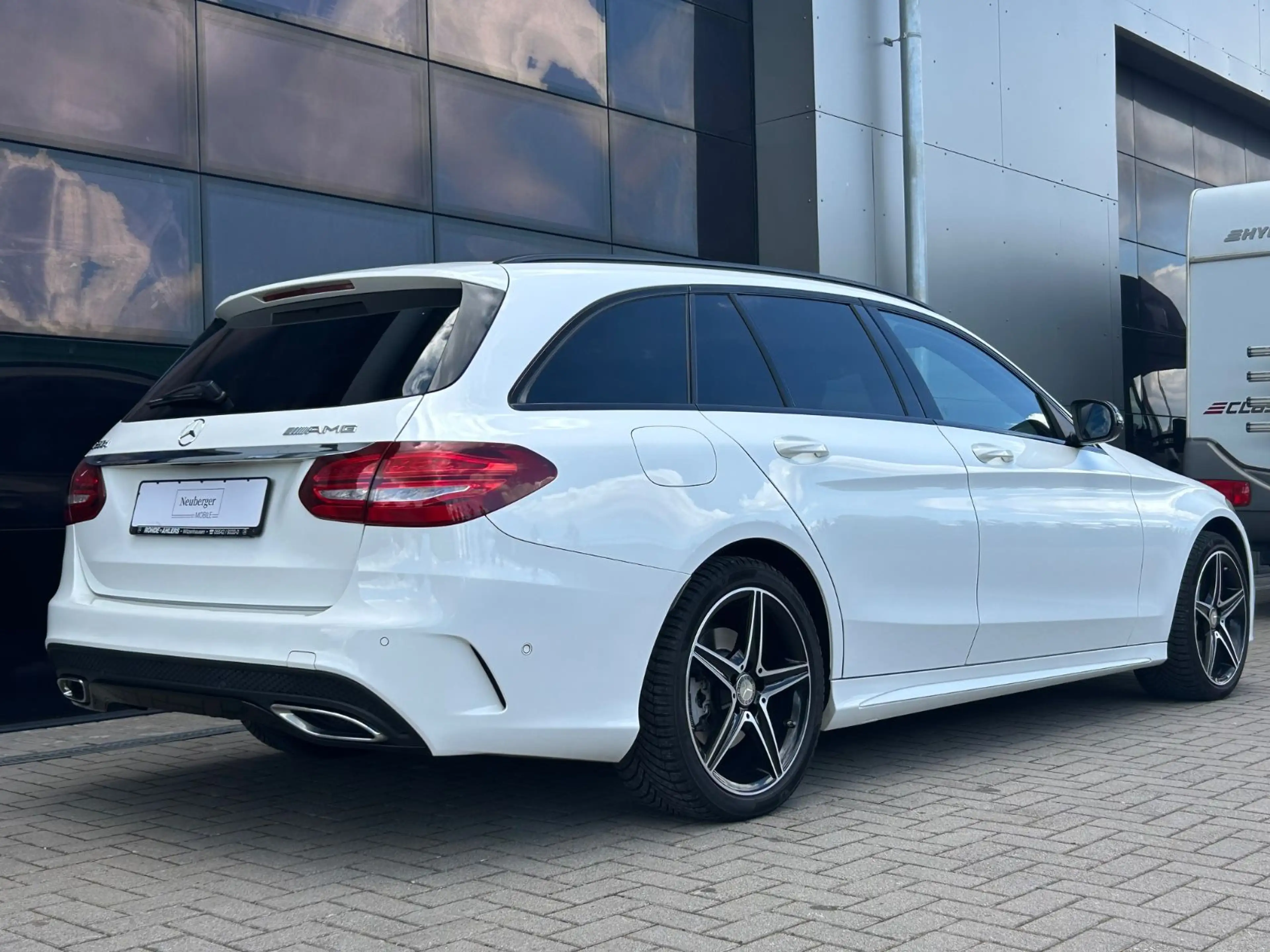 Mercedes-Benz C 250 T-Modell AMG|Pano|AHK|Carbon|Rückfahrkam — photo 5