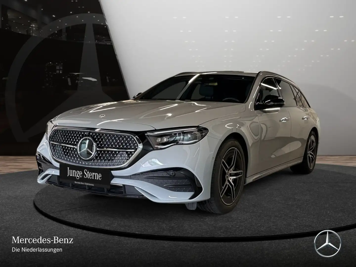 Mercedes-Benz E 300 e T AMG Fahrass Distr. AHK Night Memory PTS Gris - 2