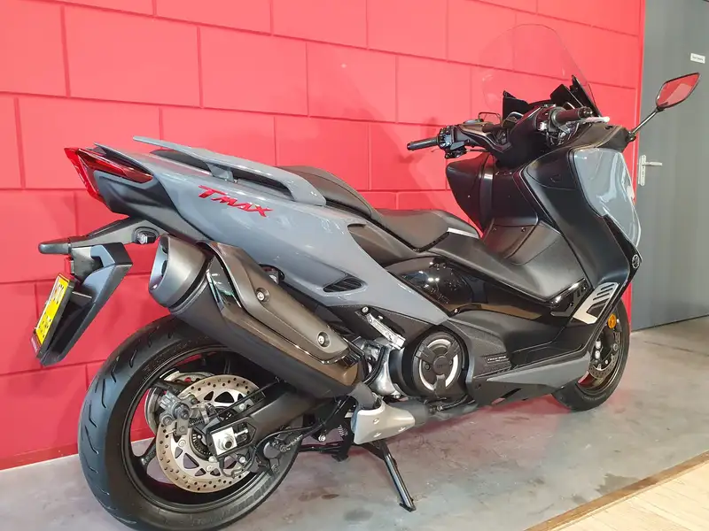 Yamaha TMAX 560 - foto 6