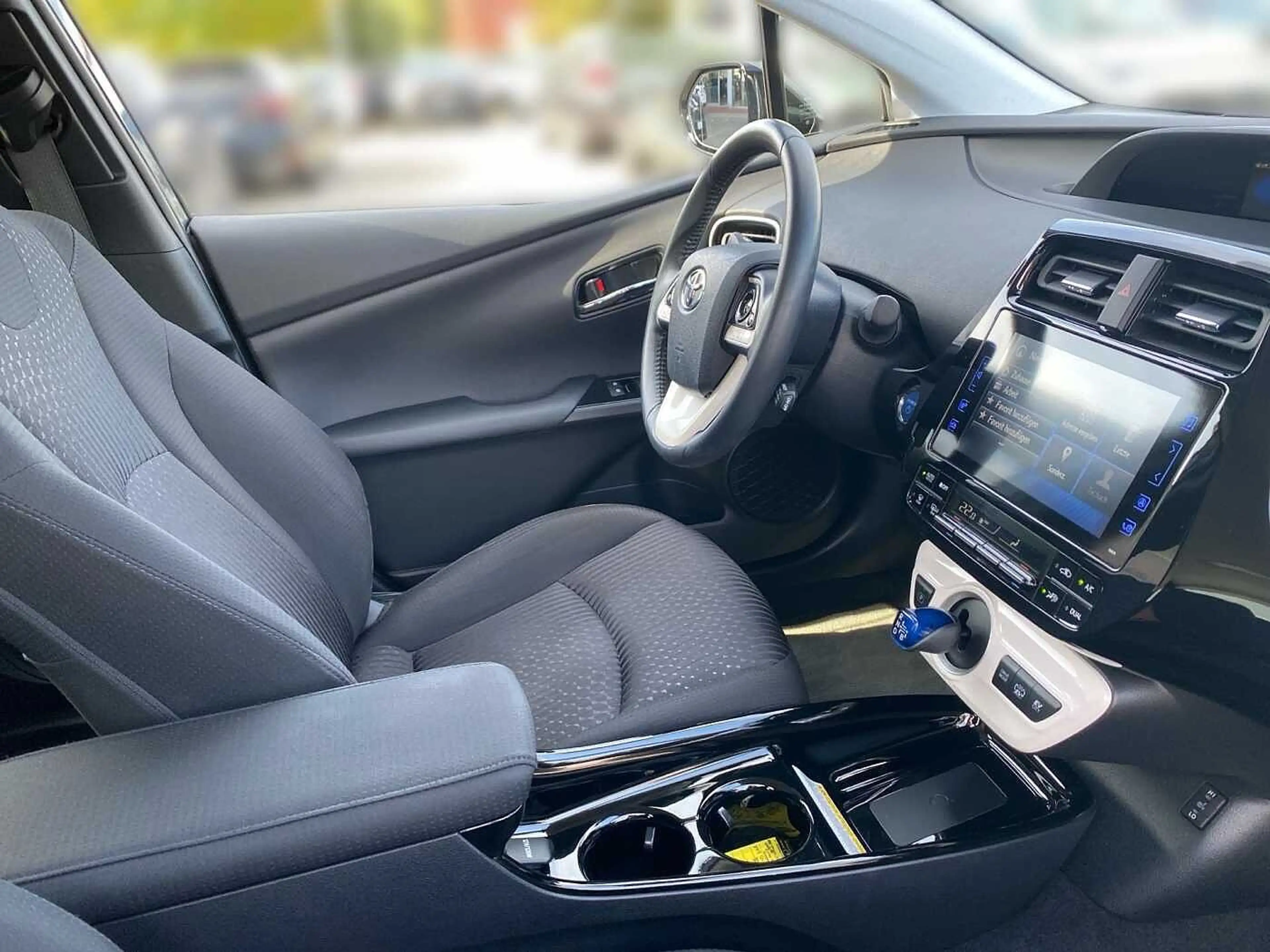 Toyota Prius Plug-in Hybrid Comfort KAMERA HEADUP — photo 6