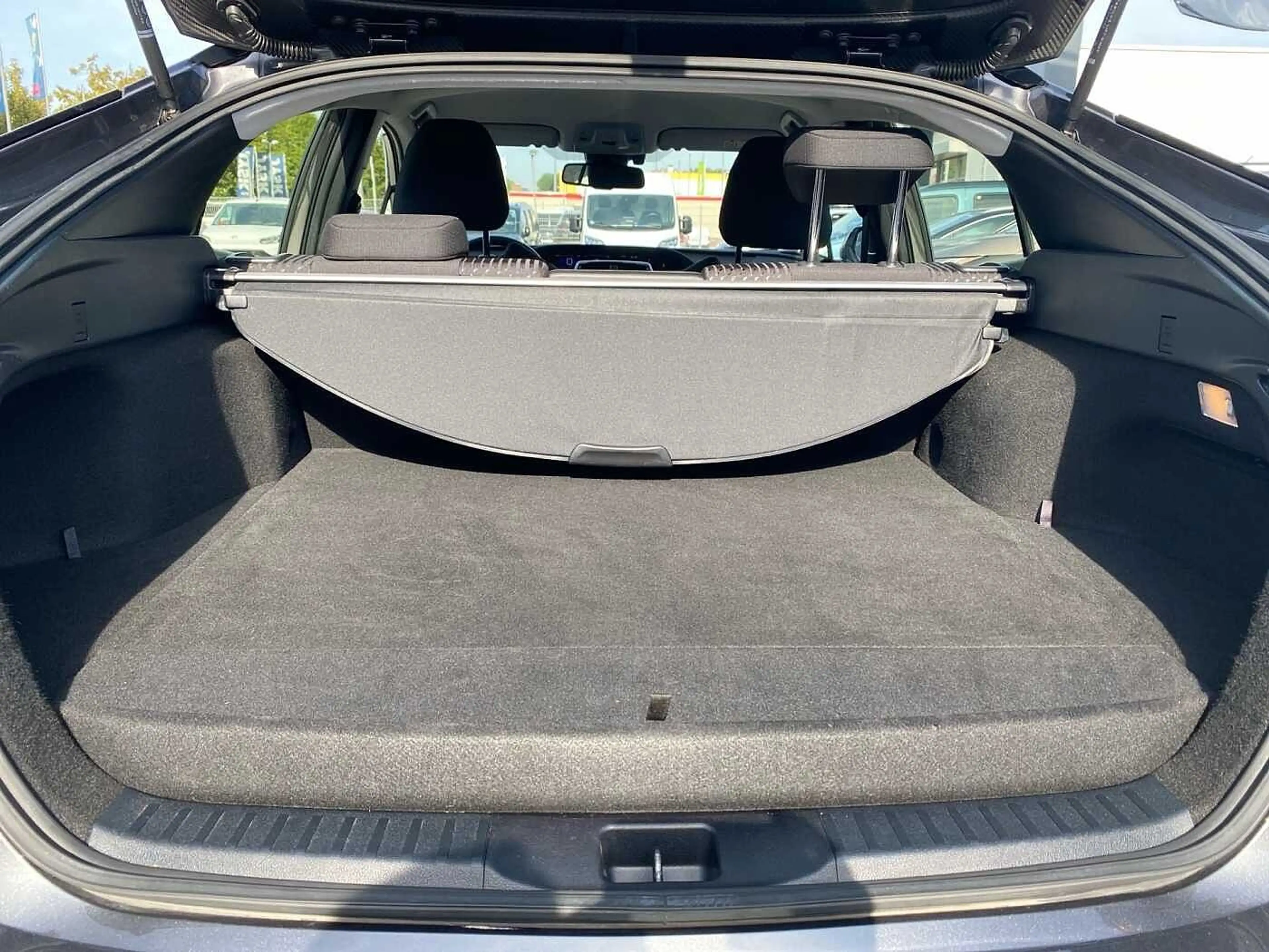 Toyota Prius Plug-in Hybrid Comfort KAMERA HEADUP — photo 10