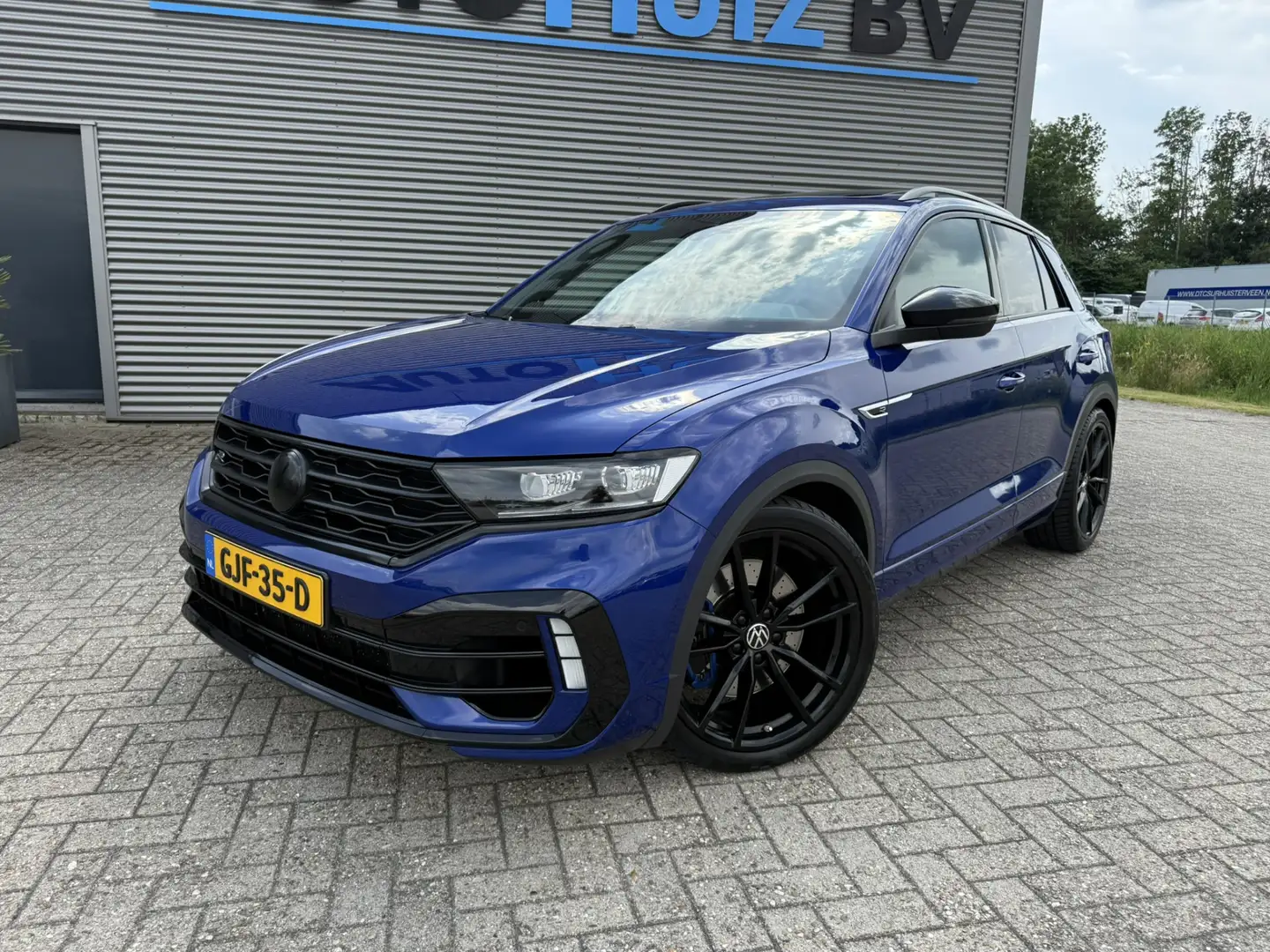 Volkswagen T-Roc 2.0 TSI 4Motion R 300PK ACC Panoramadak Camera Tre Blauw - 2