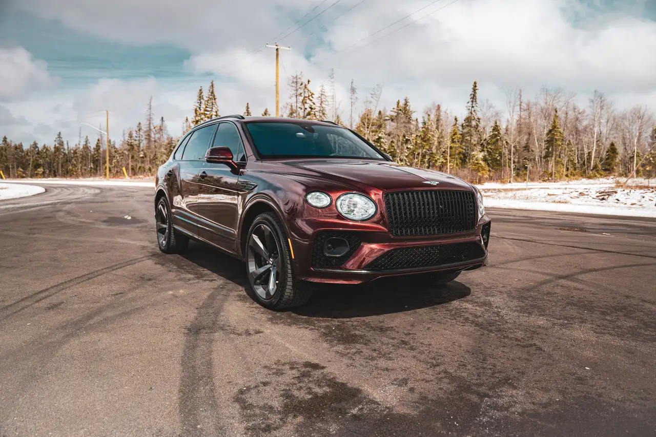 Bentley Bentayga снимка Bentley Bentayga