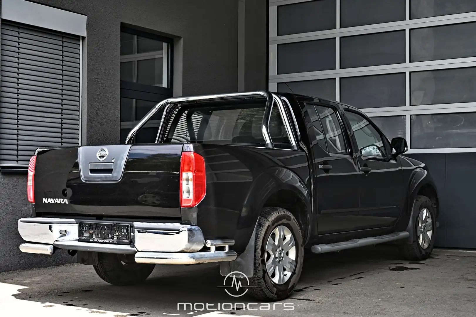 Nissan Navara 2.5 dCi King Cab business  4x4 Pickerl NEU Negro - 2