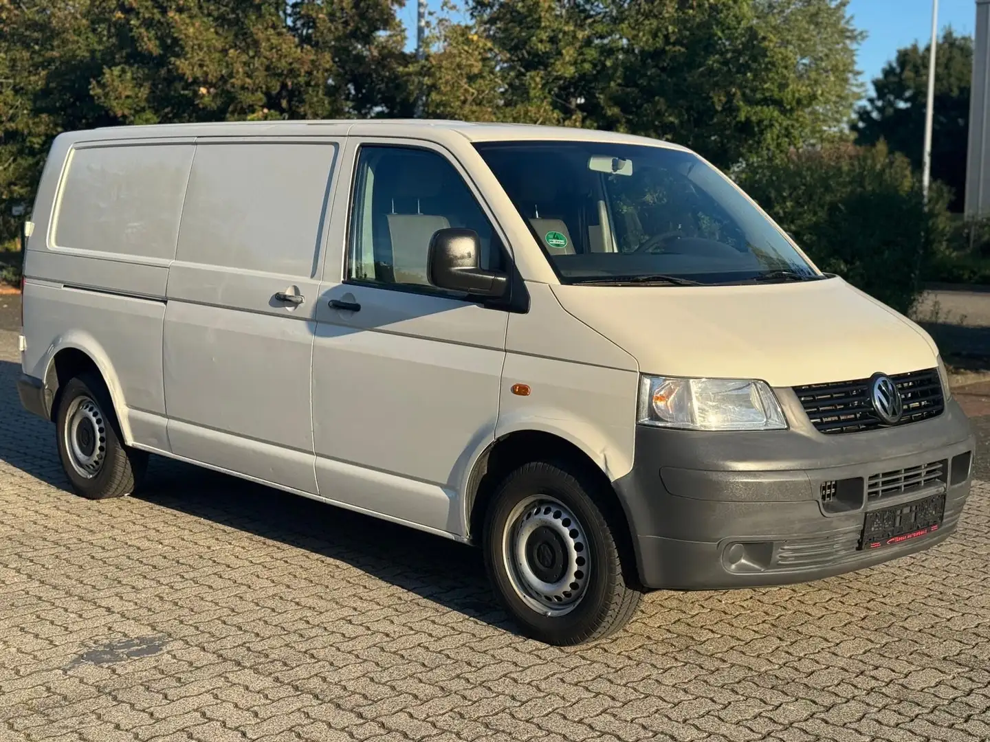 Volkswagen T5 Transporter T5 1.9TDI Transporter.Kasten.Lang.TÜV NEU .AHK Weiß - 2
