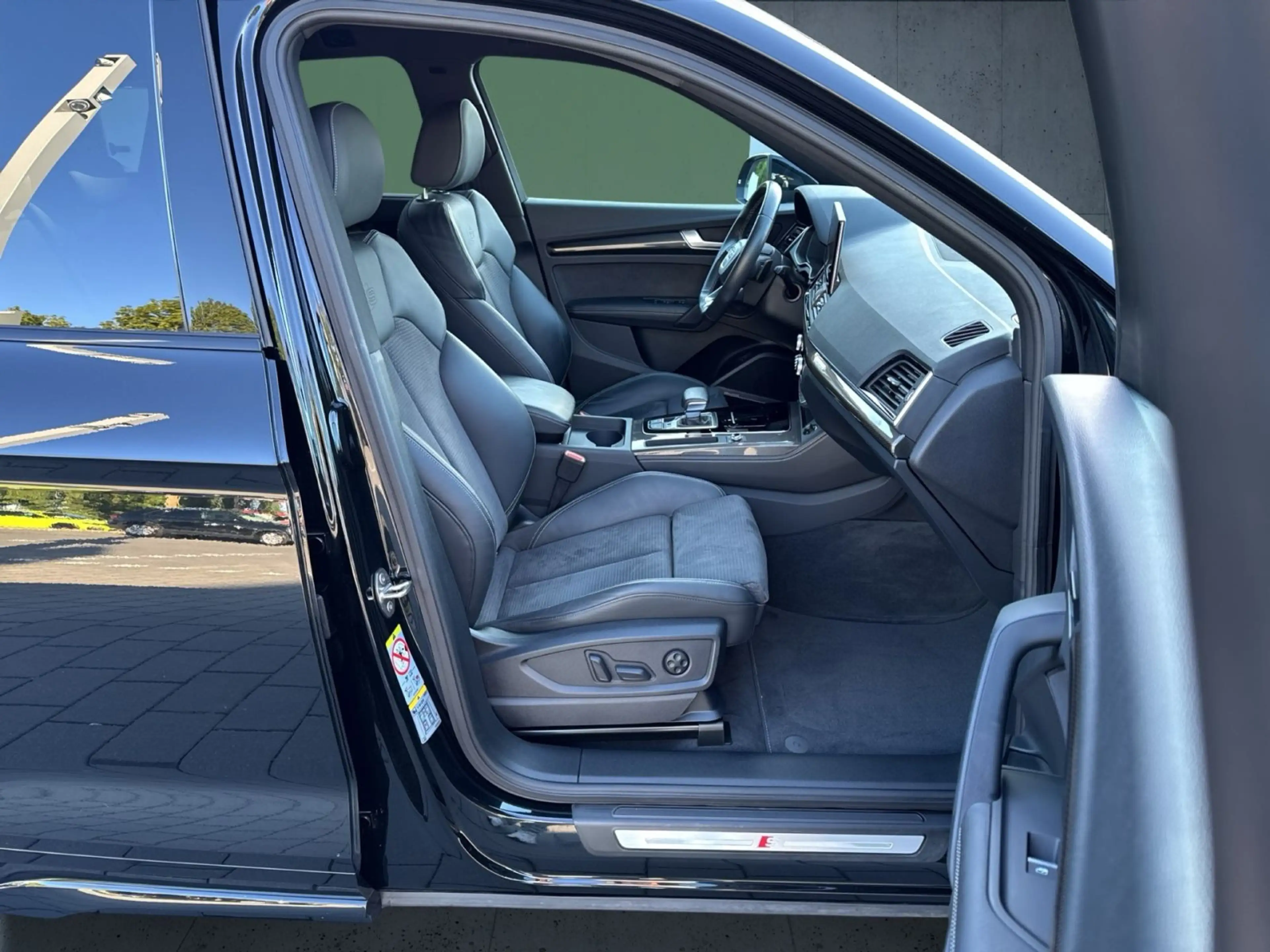 Audi SQ5 TDI StHz/AHK/Luft/B&O/Matrix/360/carbon/21"/ — photo 15