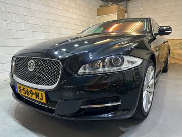 XJ 3.0 V6D Portfolio