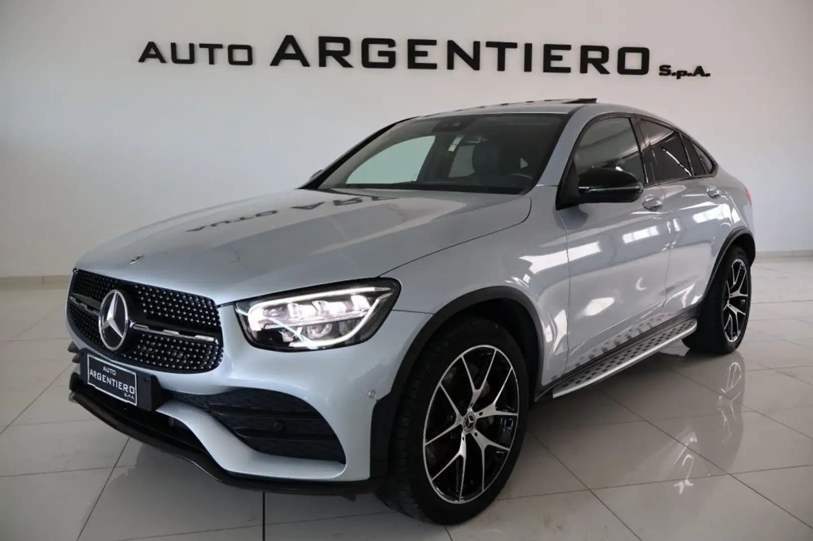 Mercedes-Benz GLC 300 de 4Matic Plug-in hybrid Coupé Premium AMG TETTO Argento - 1