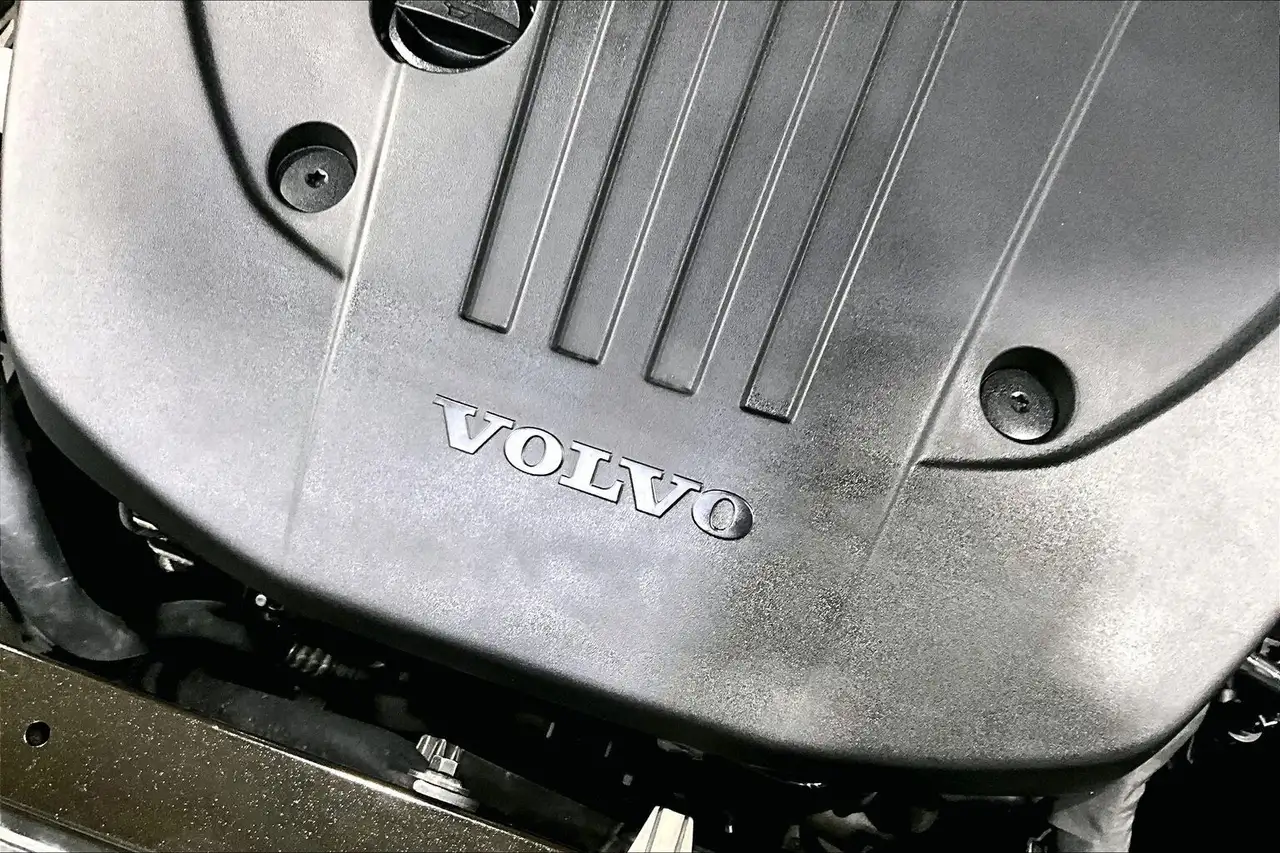 Volvo XC60 снимка Volvo XC60