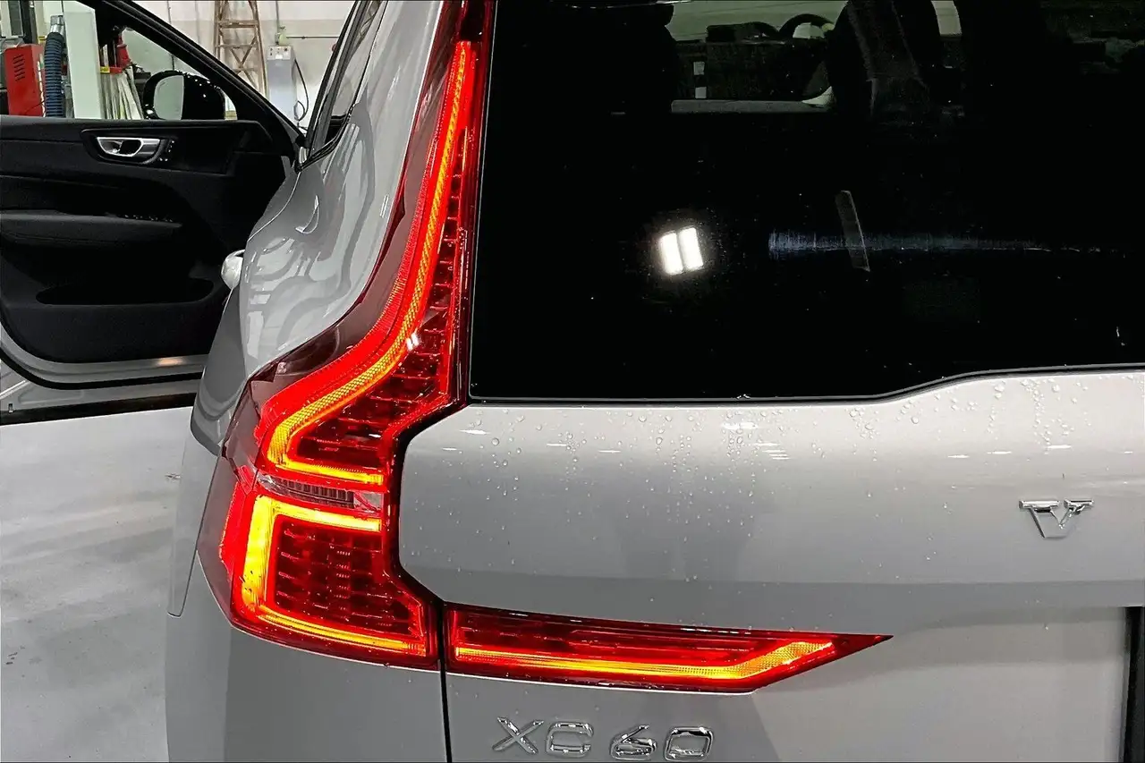 Volvo XC60 снимка Volvo XC60