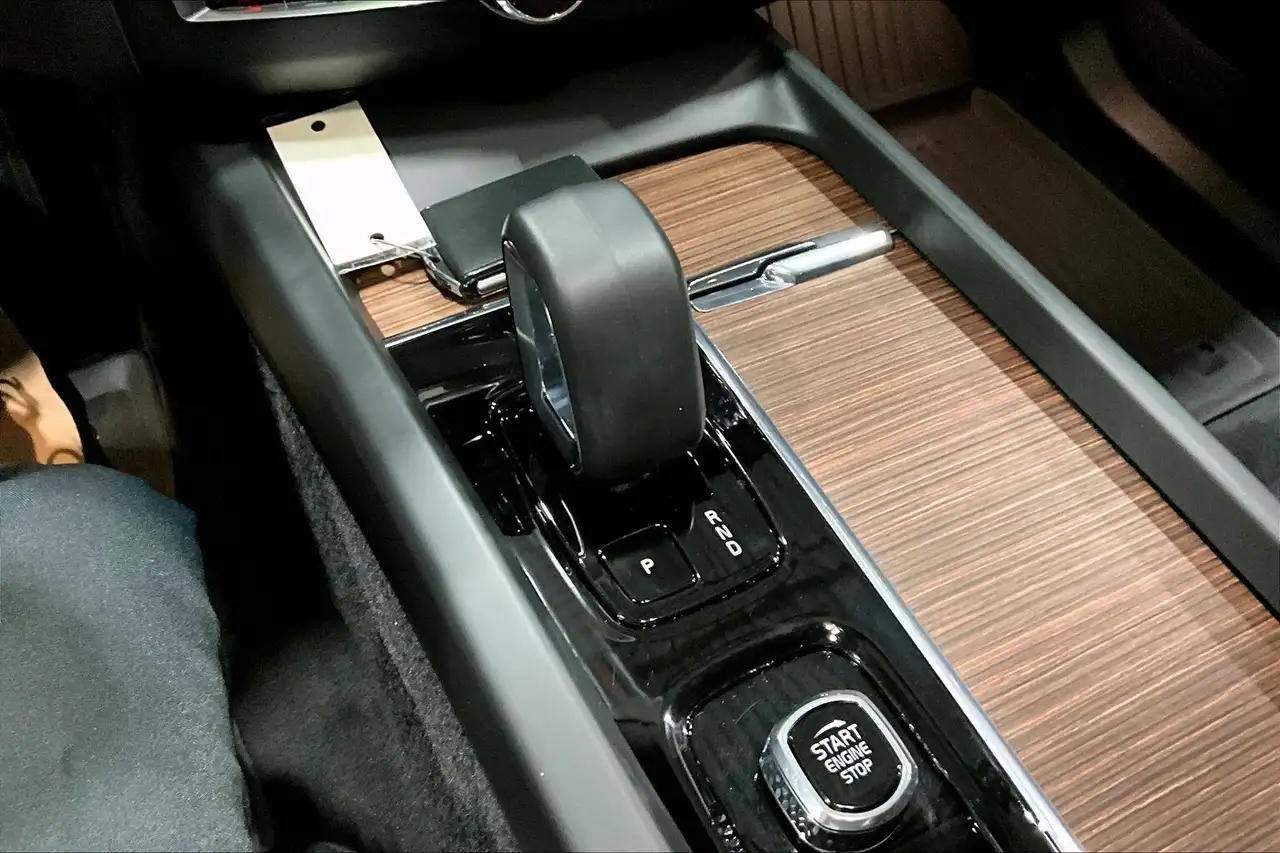 Volvo XC60 снимка Volvo XC60