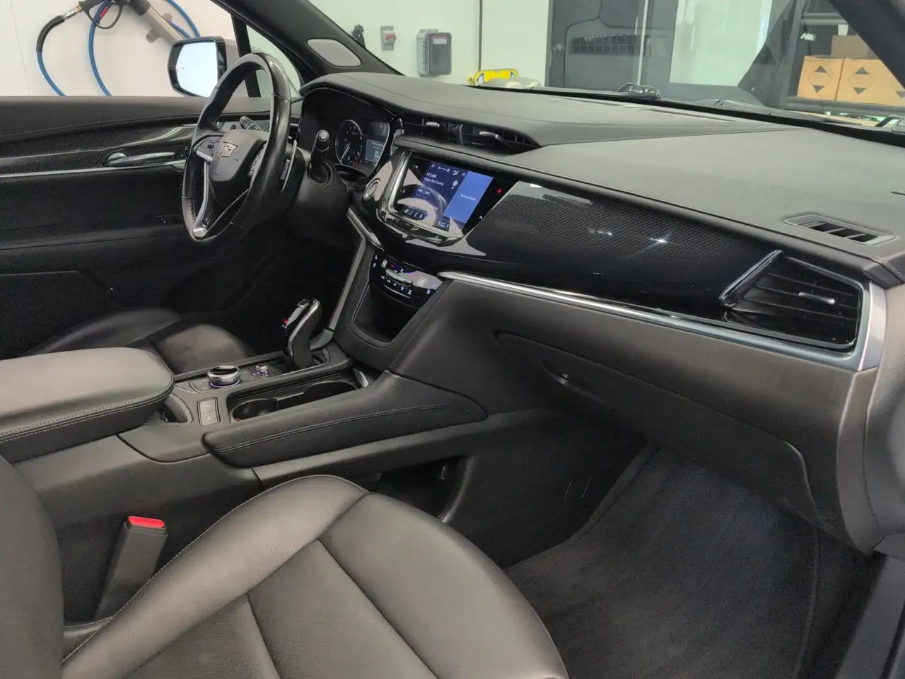 Cadillac XT6 снимка Cadillac XT6