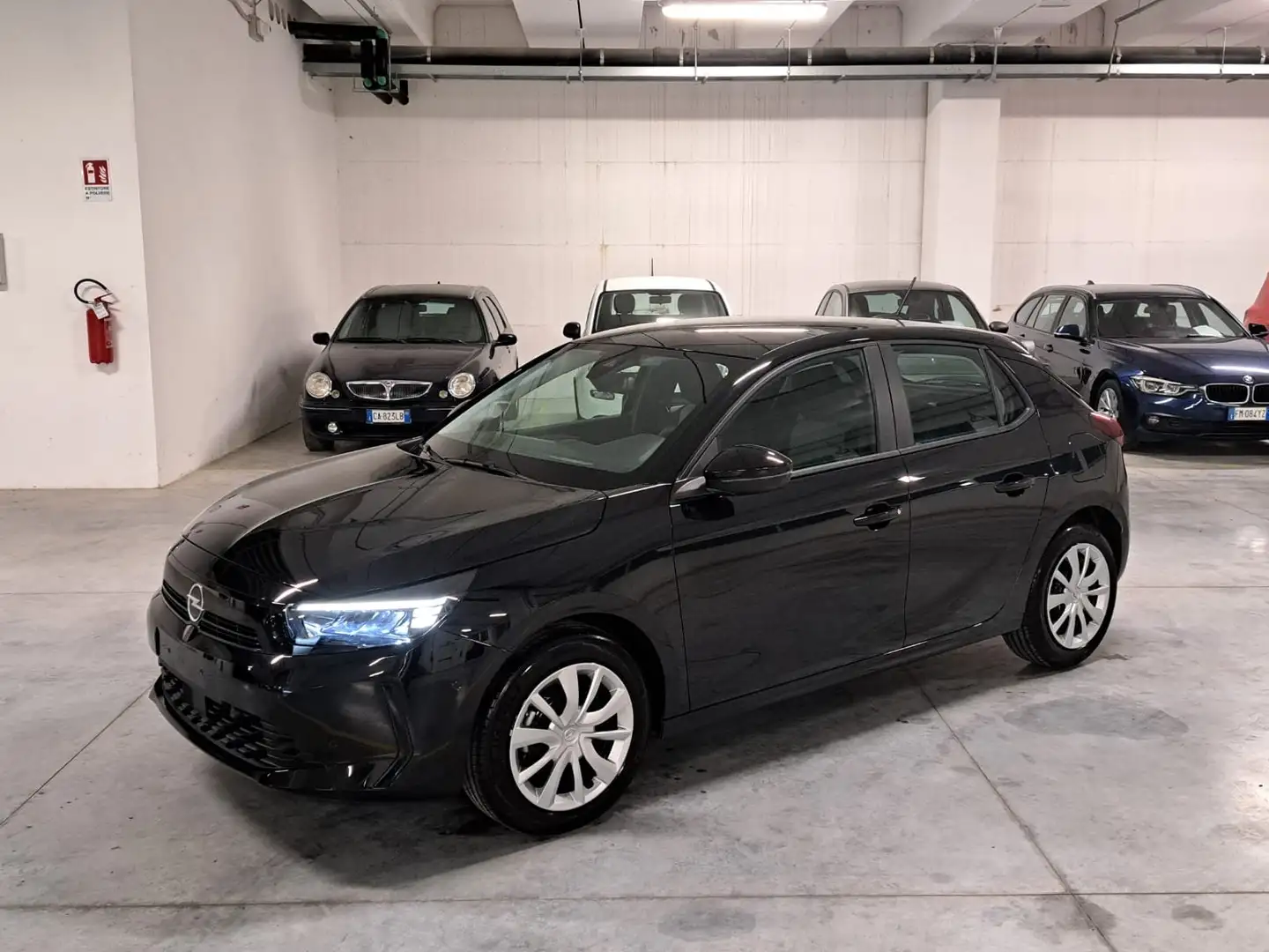 Opel Corsa 1200 75CV 5 Porte MY'24 ***Km. Zero*** Nero - 1