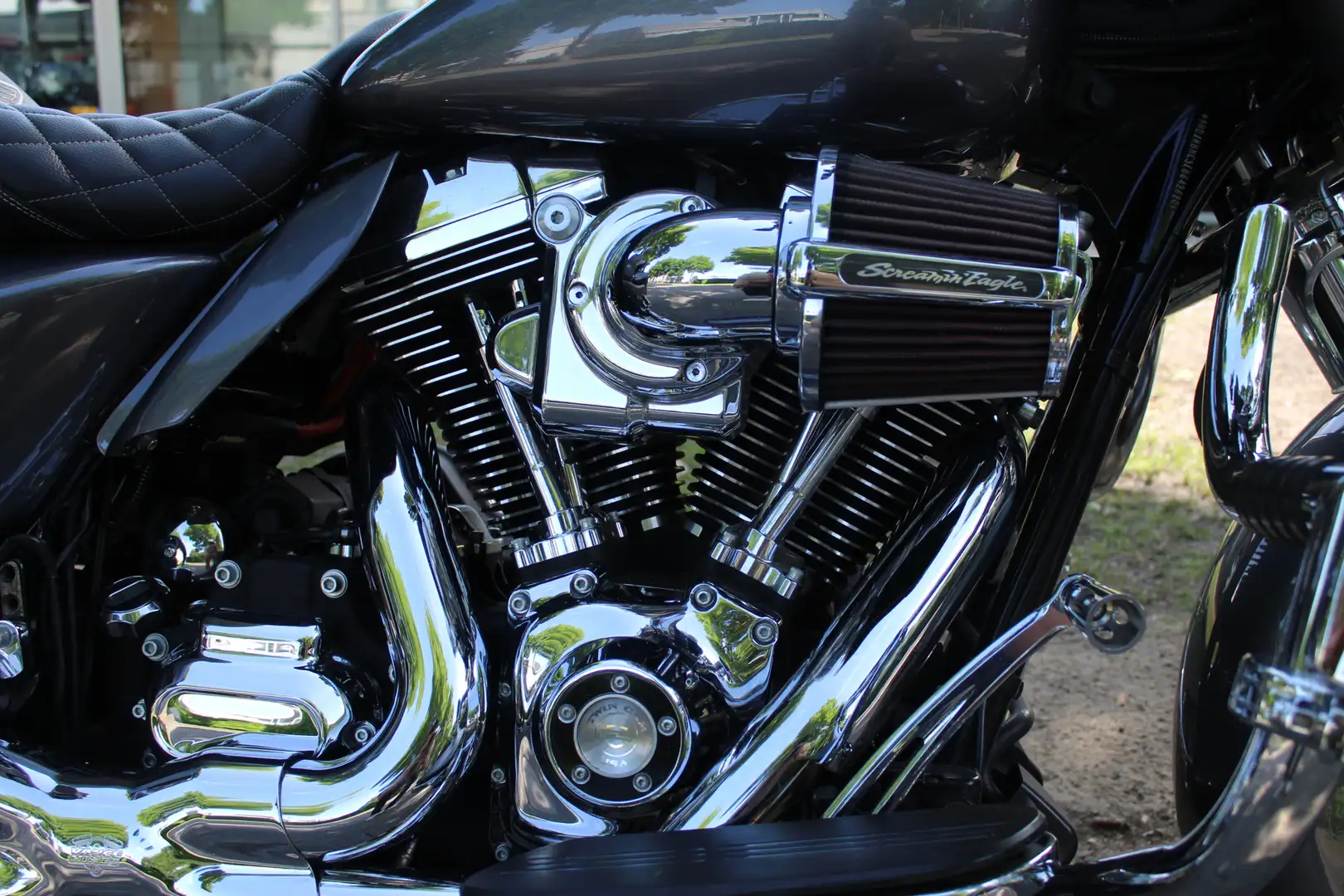 Harley-Davidson Street Glide FLHX Zilver - 2