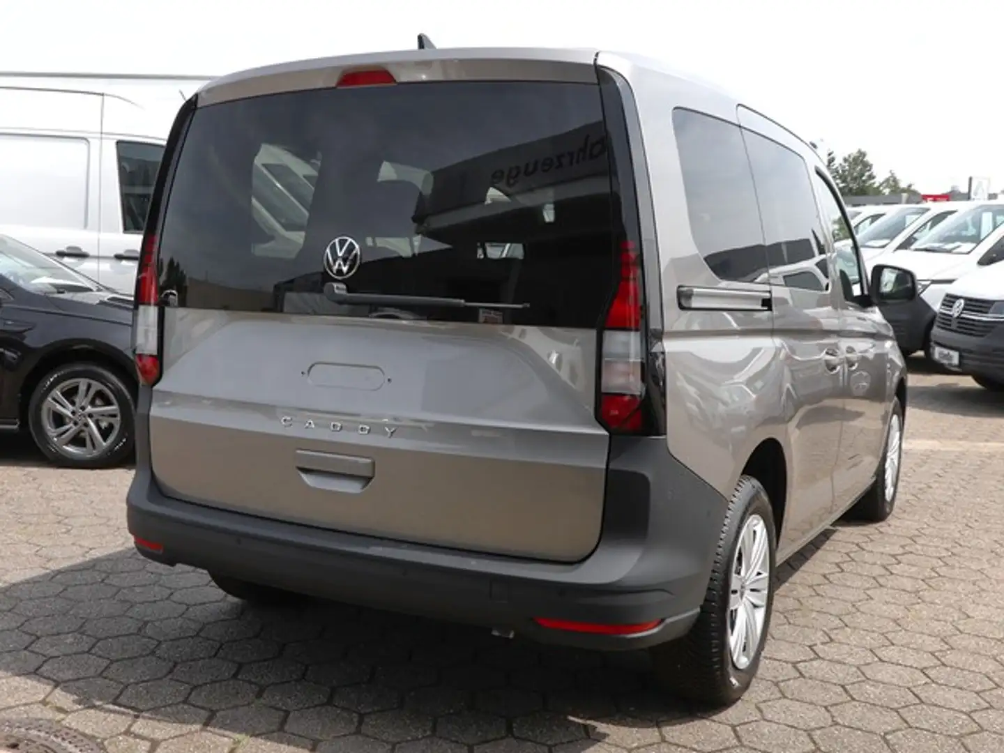 Volkswagen Caddy Kombi 2,0 TDI DSG Klimaautom. AppConnect PDC GJR Beige - 2
