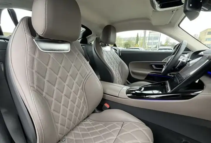 Mercedes-Benz GLE 2023, foto 12