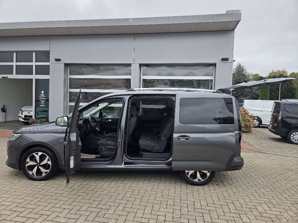 Ford Grand Tourneo