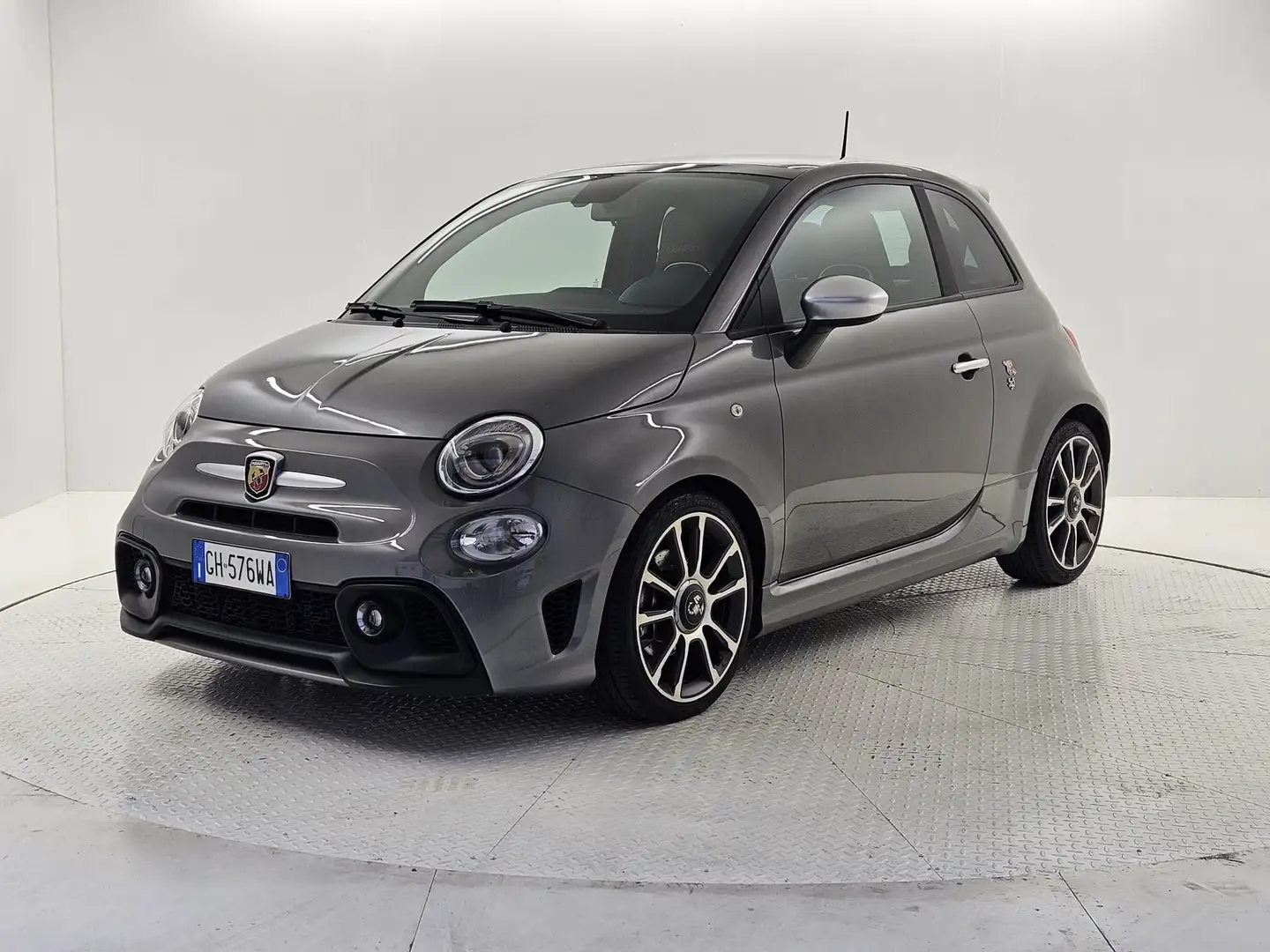 Abarth 595 Turismo 595 1.4 Turbo T-Jet 165 CV Turismo Серый - 1