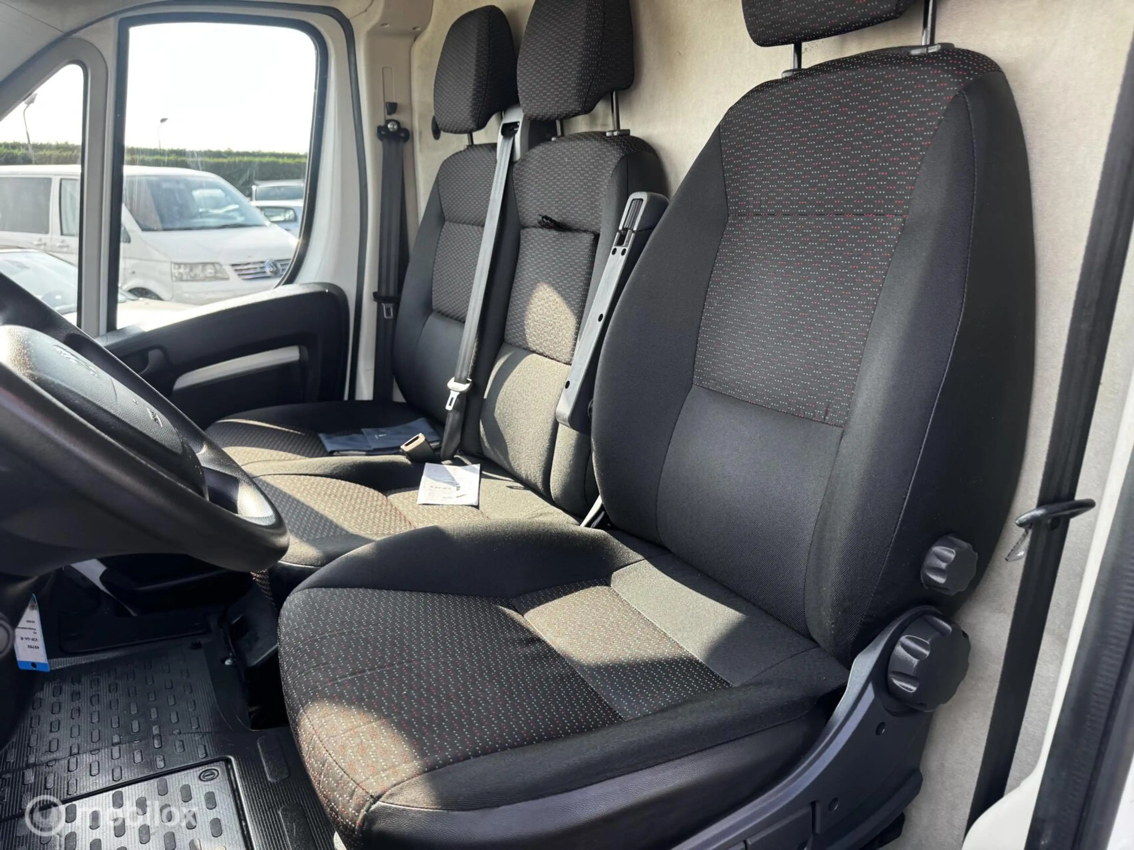 Peugeot Boxer Bestel 435 2.2 BlueHDi 165 L4H3 Zwaar Asphalt — photo 14