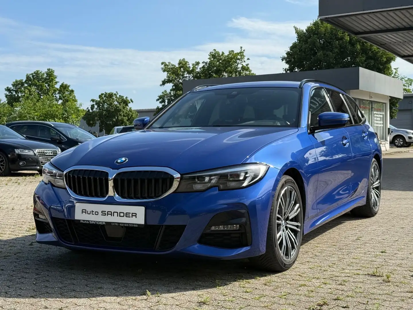 BMW 320 d M Sport AUTOMATIK LEDER NAVI DAB Bleu - 1