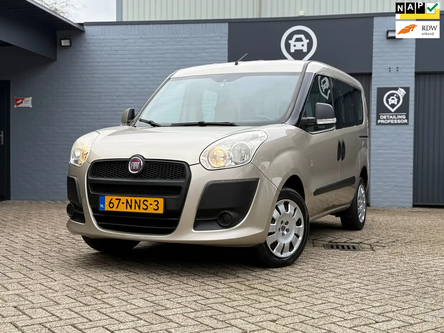 Fiat Doblo 1.4 | 5 Persoons | Airco | Trekhaak | Cruise Beige - 1