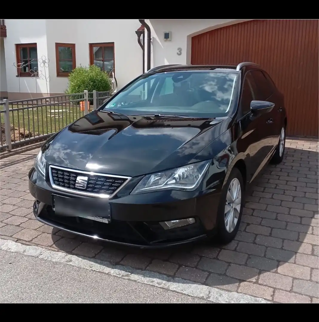 SEAT Leon ST 1.0 TSI OPF Style Schwarz - 1