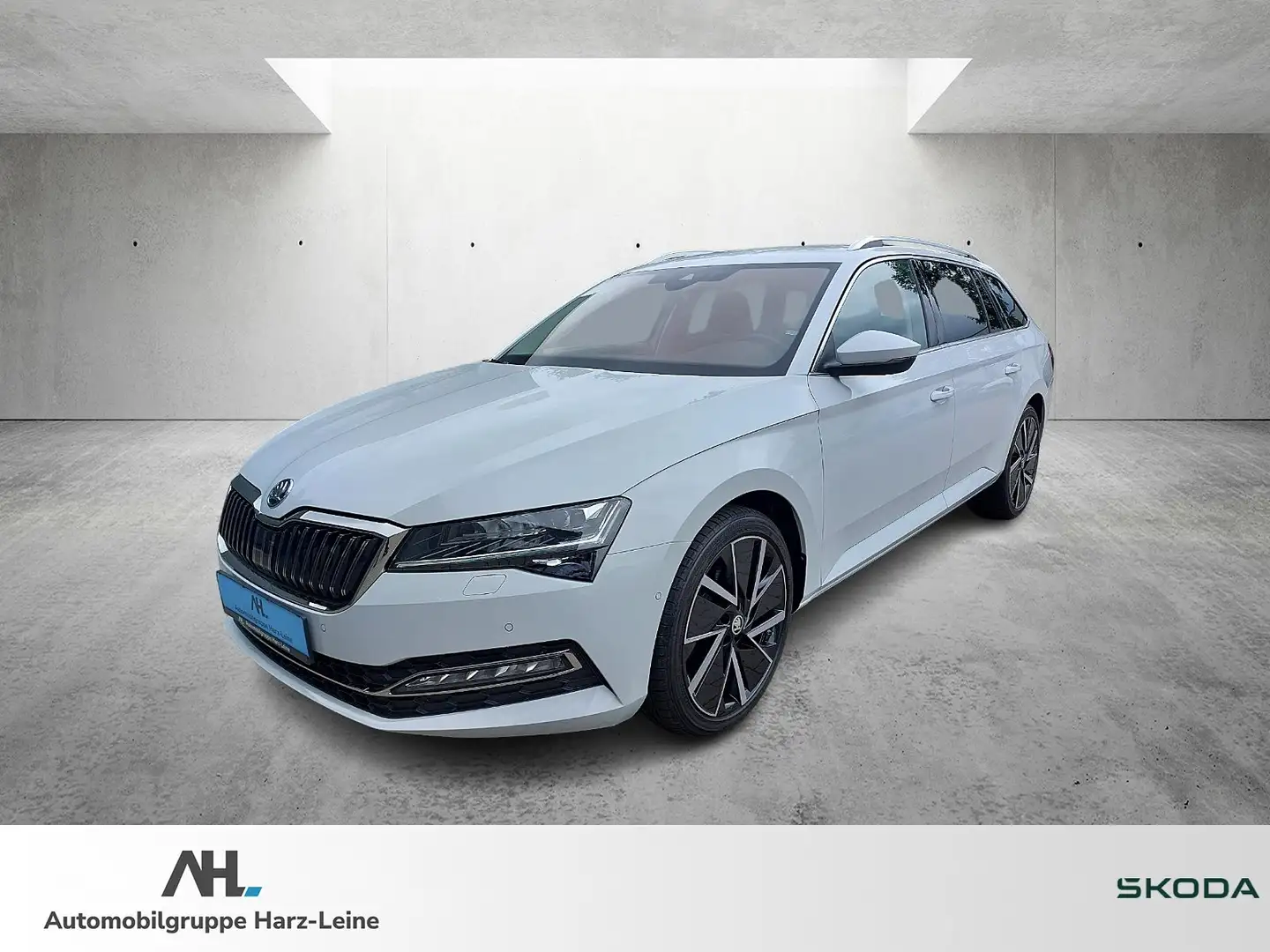 Skoda Superb Combi Style 2,0 TDI DSG Vorführwagen  *Sofort Verf Weiß - 1