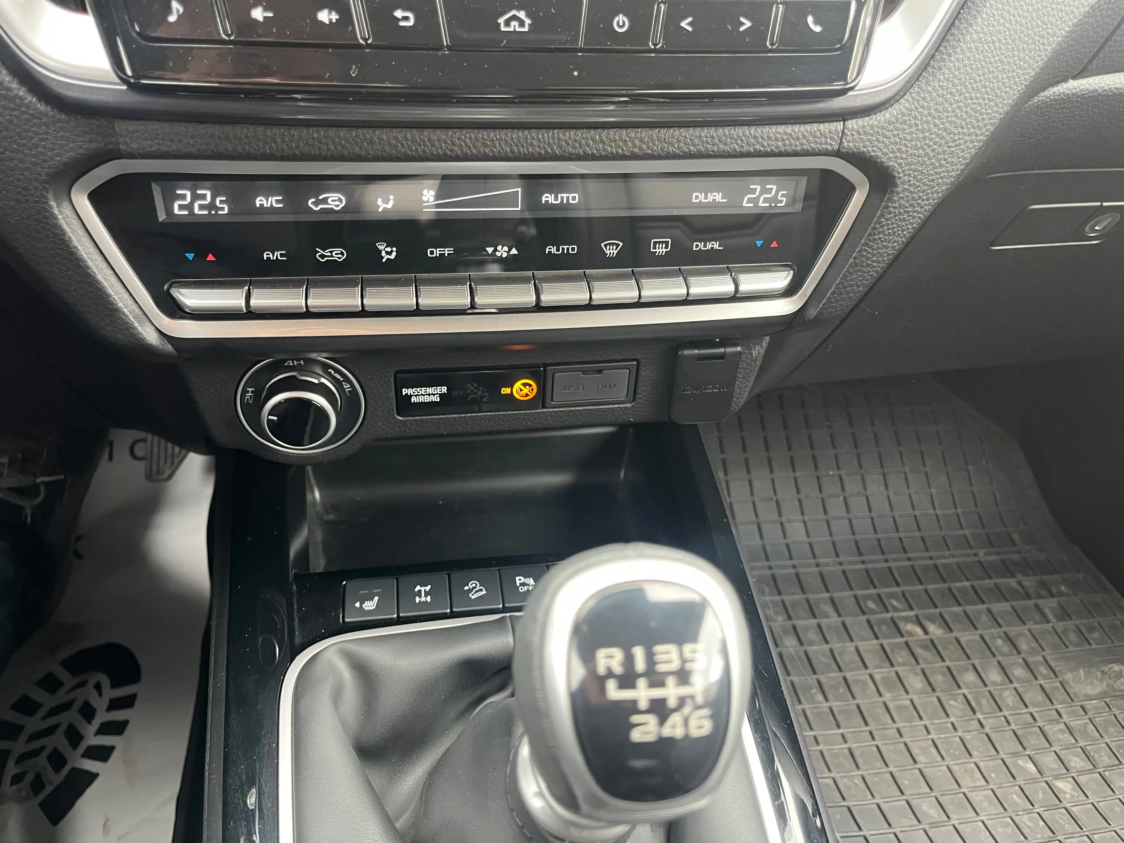 Isuzu D-Max Double Cab 4WD LS Automatic — photo 9