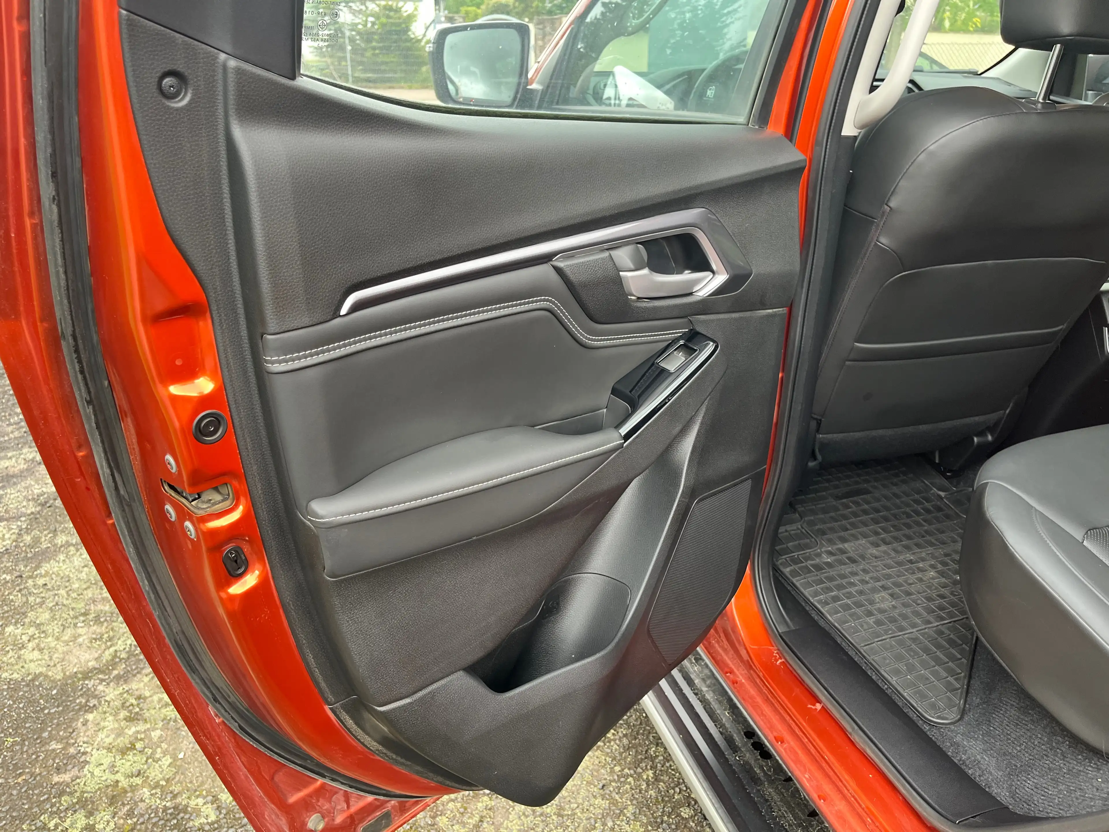 Isuzu D-Max Double Cab 4WD LS Automatic — photo 12