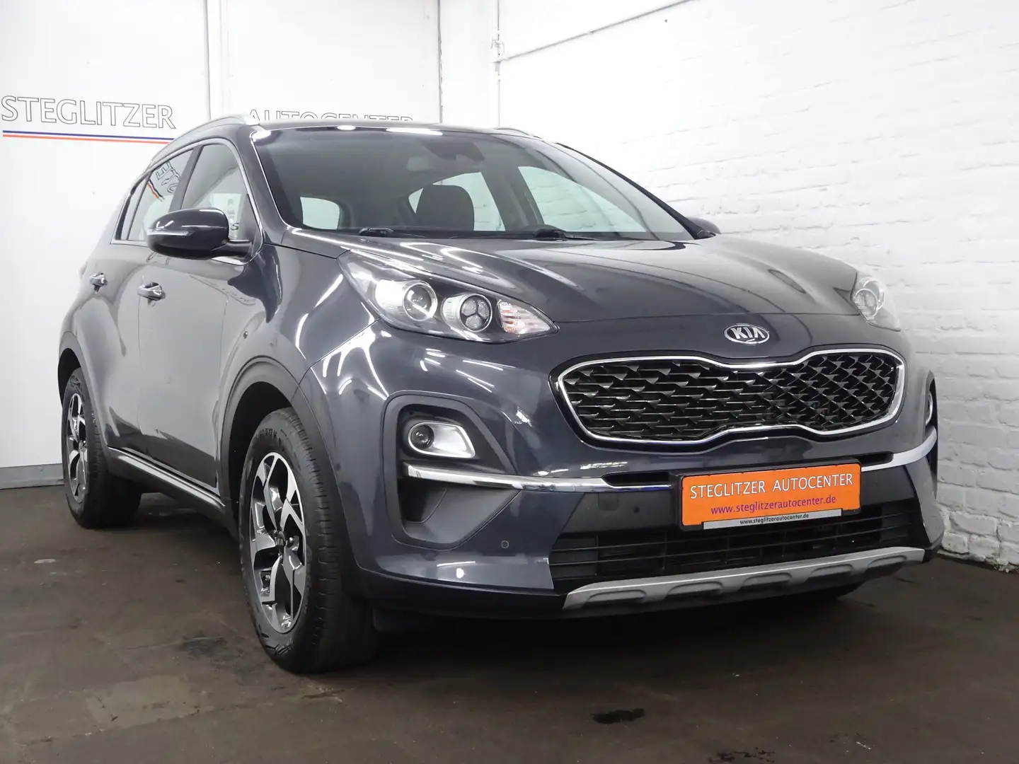 Kia Sportage 1.6 TGDI Vision 2WD DCT Nav/Kamera/PDC/4xSHZ/Tempo Gris - 2