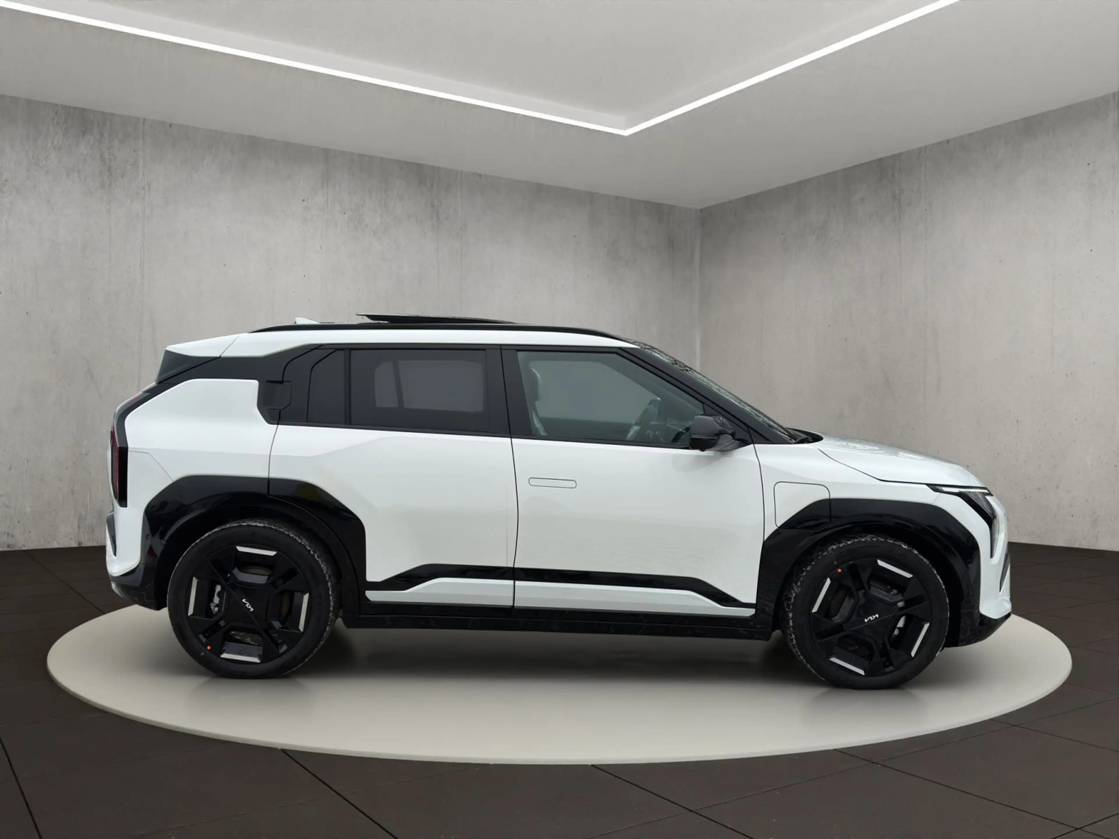 Kia EV3 81,4-kWh FWD GT-Line DriveWise-Park-Pro Komf — photo 6