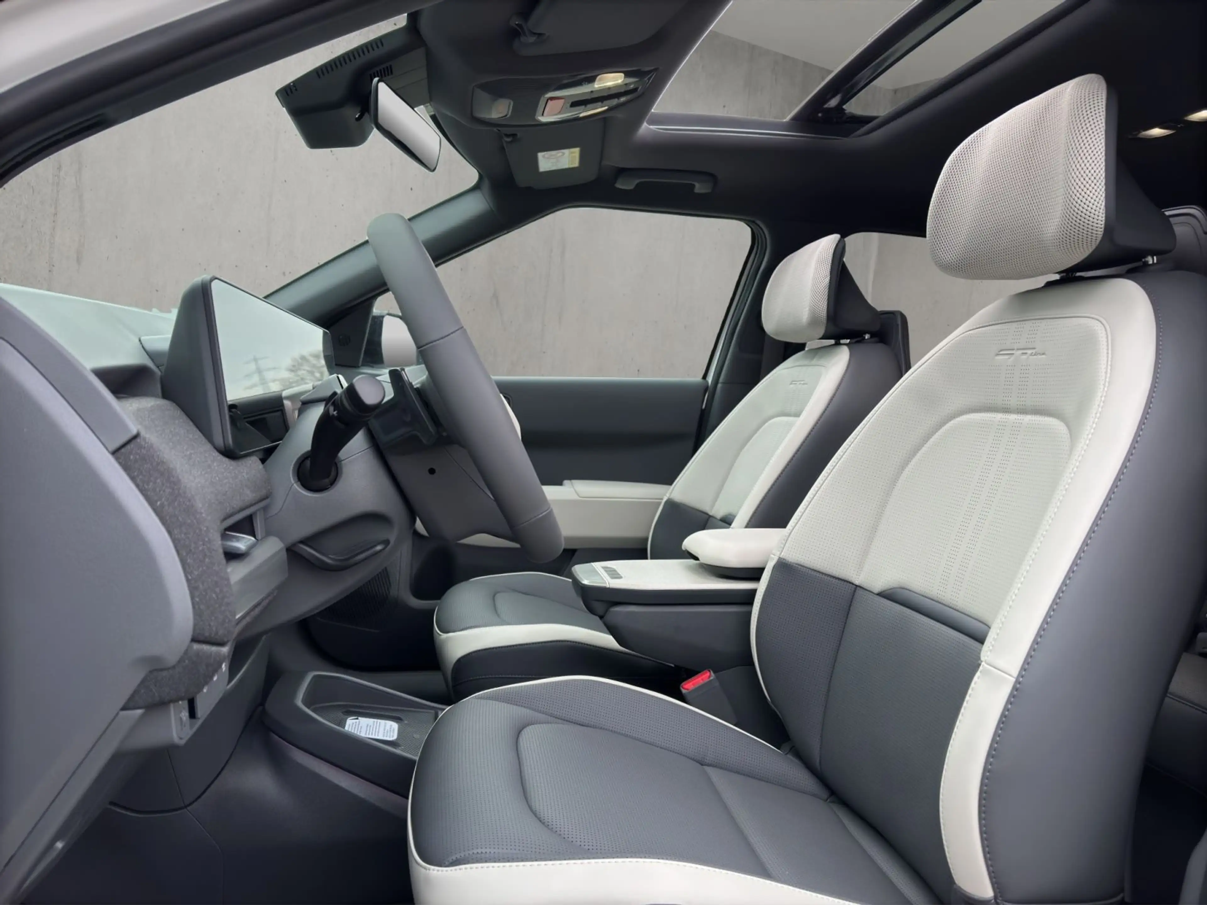 Kia EV3 81,4-kWh FWD GT-Line DriveWise-Park-Pro Komf — photo 9