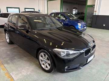 Serie 1 F/20-21 2011 118d 5p Msport