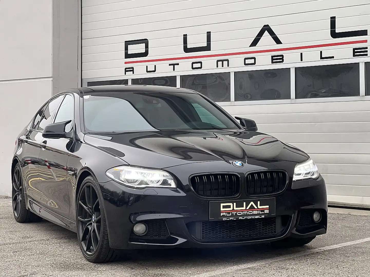 BMW 530 d Aut.M-PAKET|LED|RFK|NAVI| Schwarz - 2