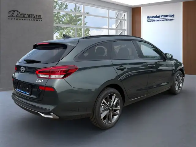 Hyundai I30 view 3