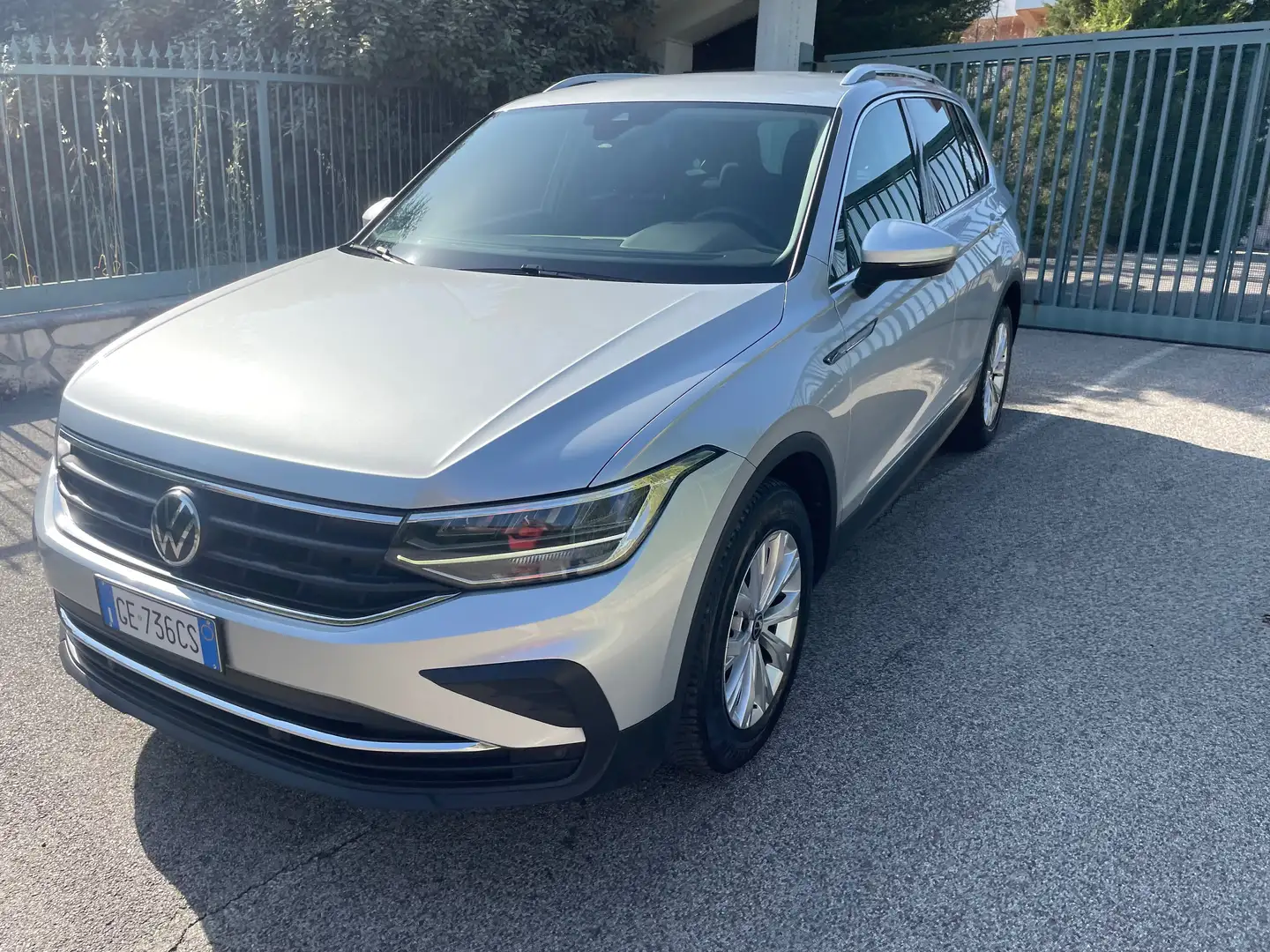 Volkswagen Tiguan Tiguan 2.0 tdi Life 150cv dsg Argent - 1