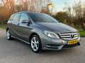 Mercedes-Benz B 200 Prestige Automaat / Panoramadak / Stoelverwarming Gris - thumbnail 5