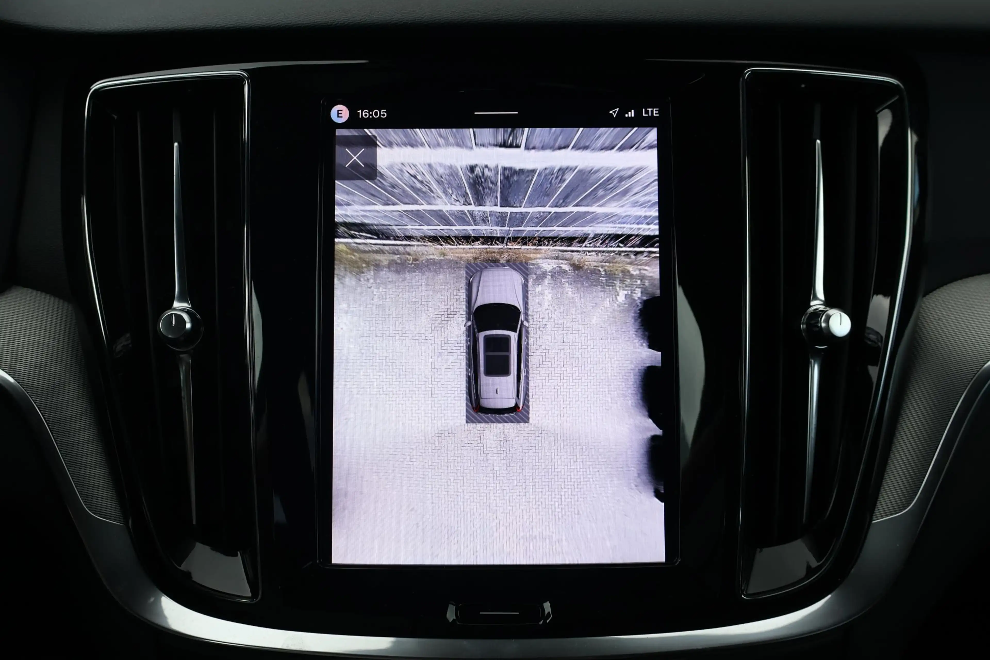 Volvo V60 2.0 T8 Plug-in hybrid AWD Plus Dark | PHEV | Trekh — photo 12