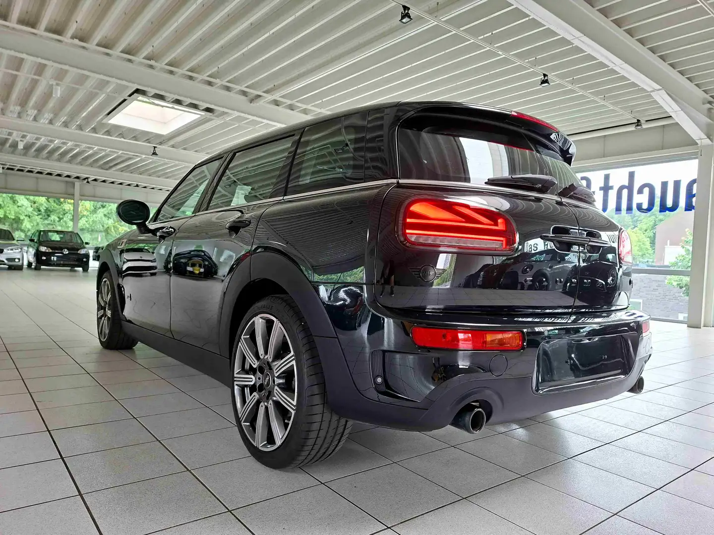 MINI Cooper S Clubman All4 Aut Navi PanoDach Kamera Sitzhzg Classic Trim Чорний - 2