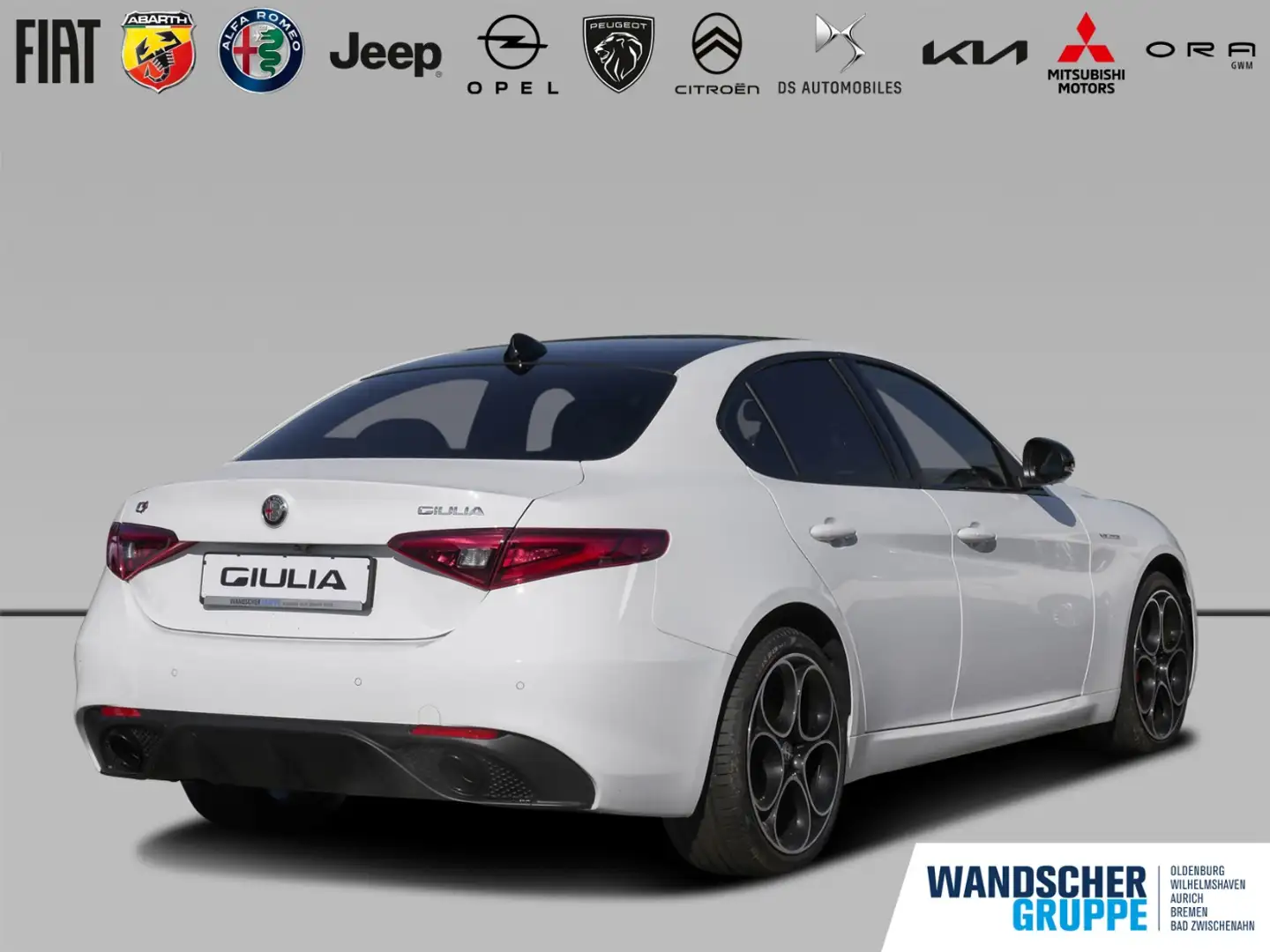Alfa Romeo Giulia Veloce Q4 PANORAMA, ASSISTENZ & PREMIUM Weiß - 2