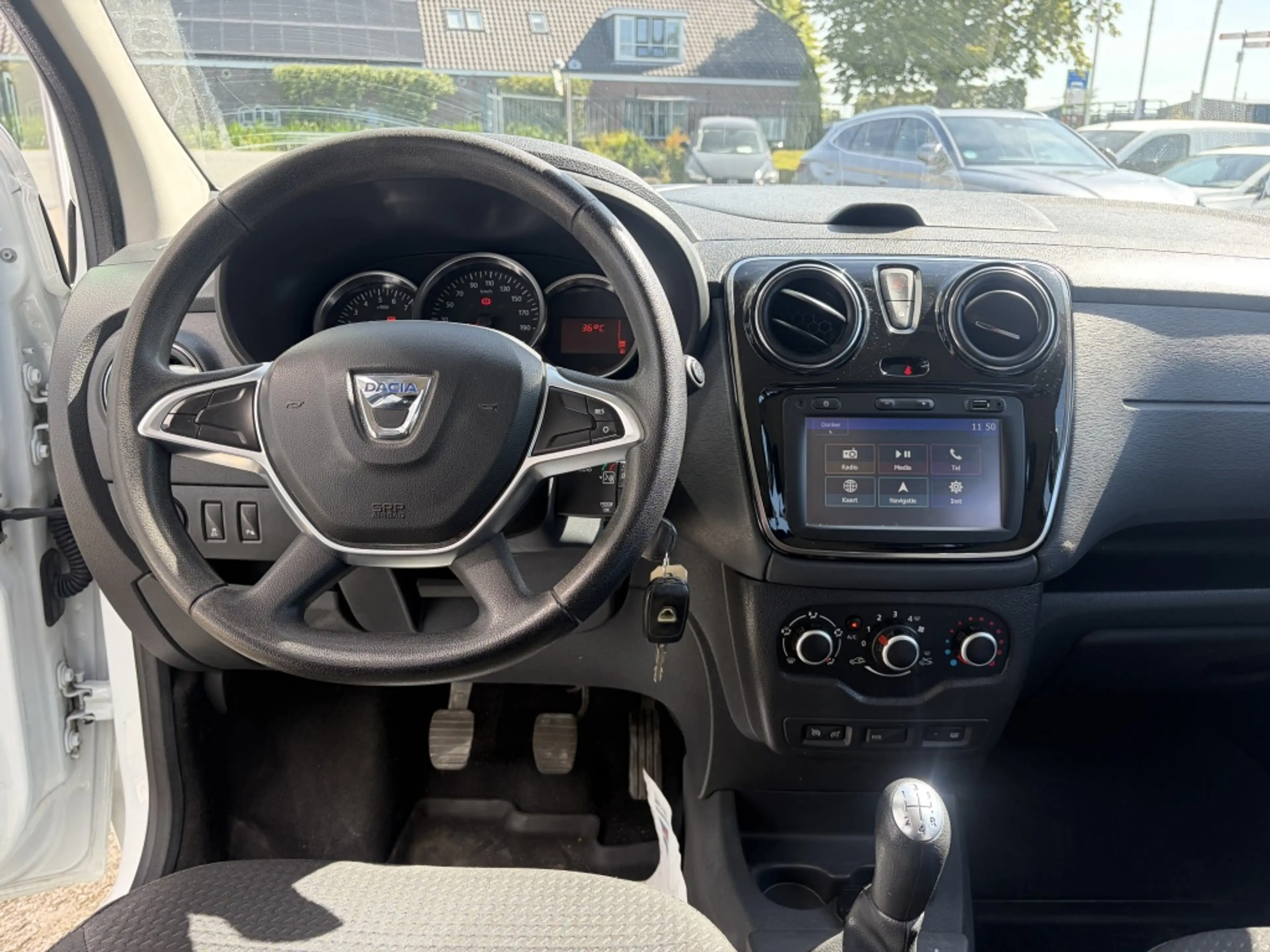 Dacia Lodgy 1.2 TCe Ambiance 5p. Trekhaak, Airco, Nav — photo 12