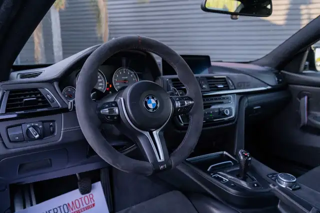 BMW M4 view 13