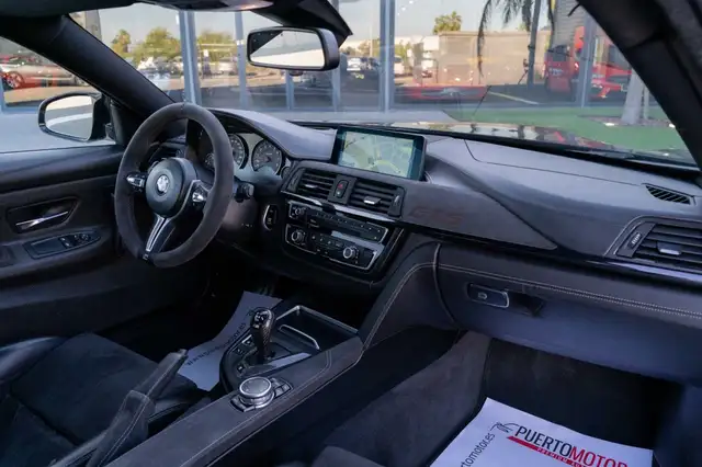 BMW M4 view 15